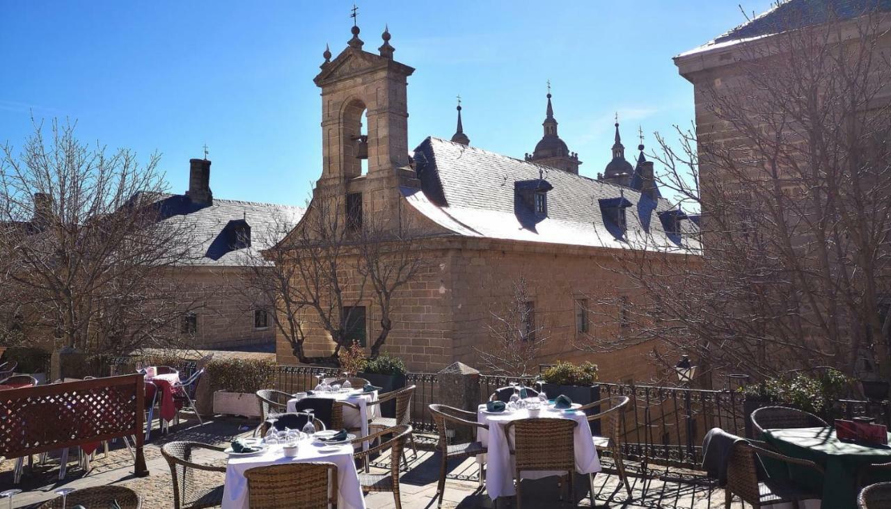 Apartamento En Centro Historico De San Lorenzo De El Escorial Extérieur photo